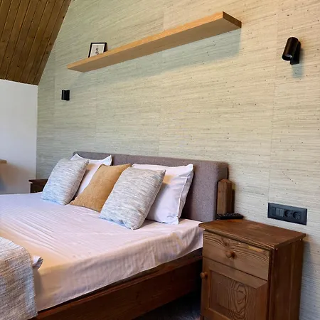 Bradutul De La Munte 度假居 *